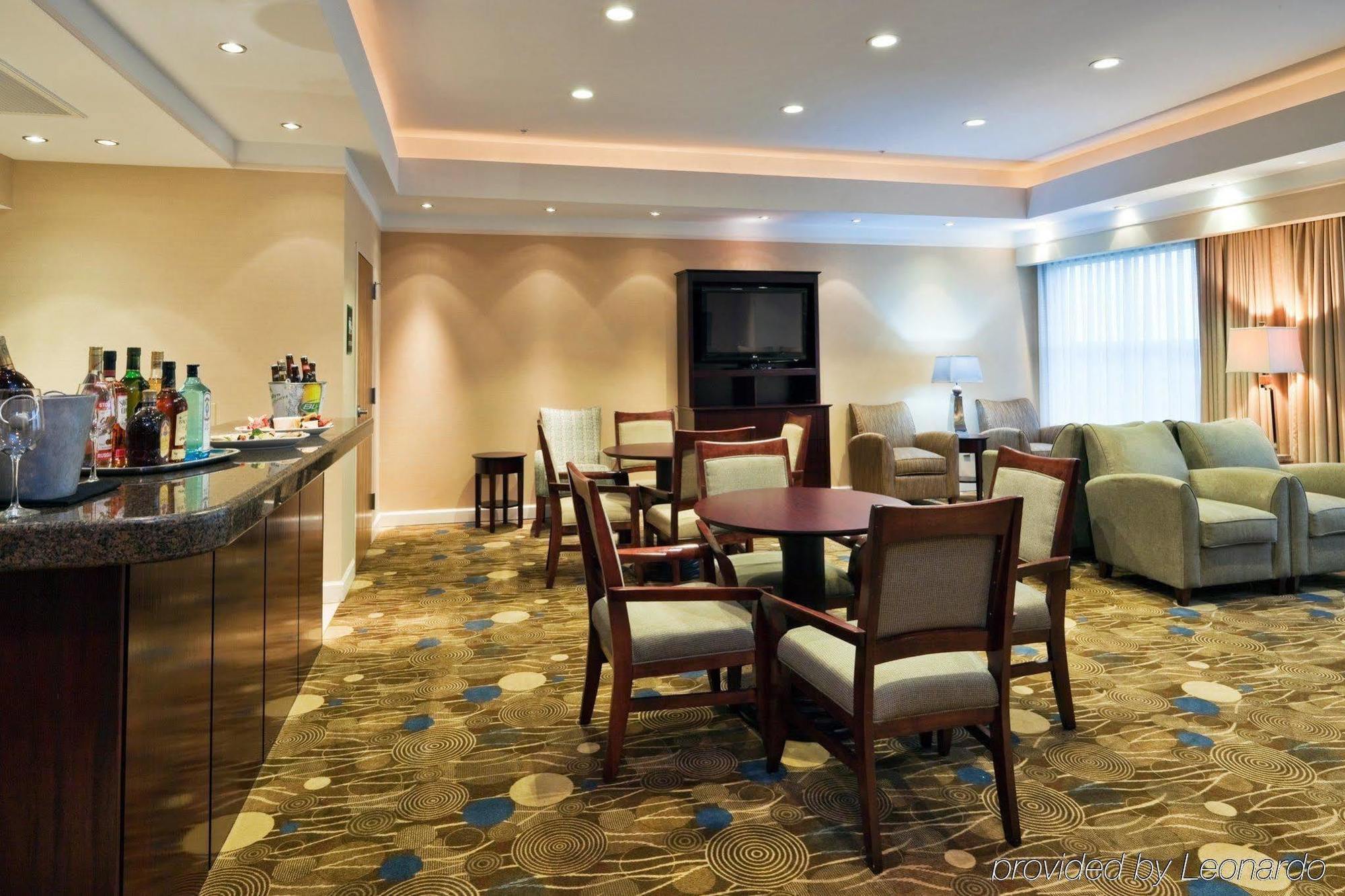 Holiday Inn Baton Rouge College Drive I-10 By Ihg Restaurante foto